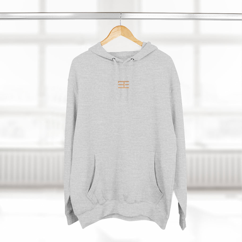 Minimal Logo Fleece Hoodie — Three-Panel Cozy Pullover